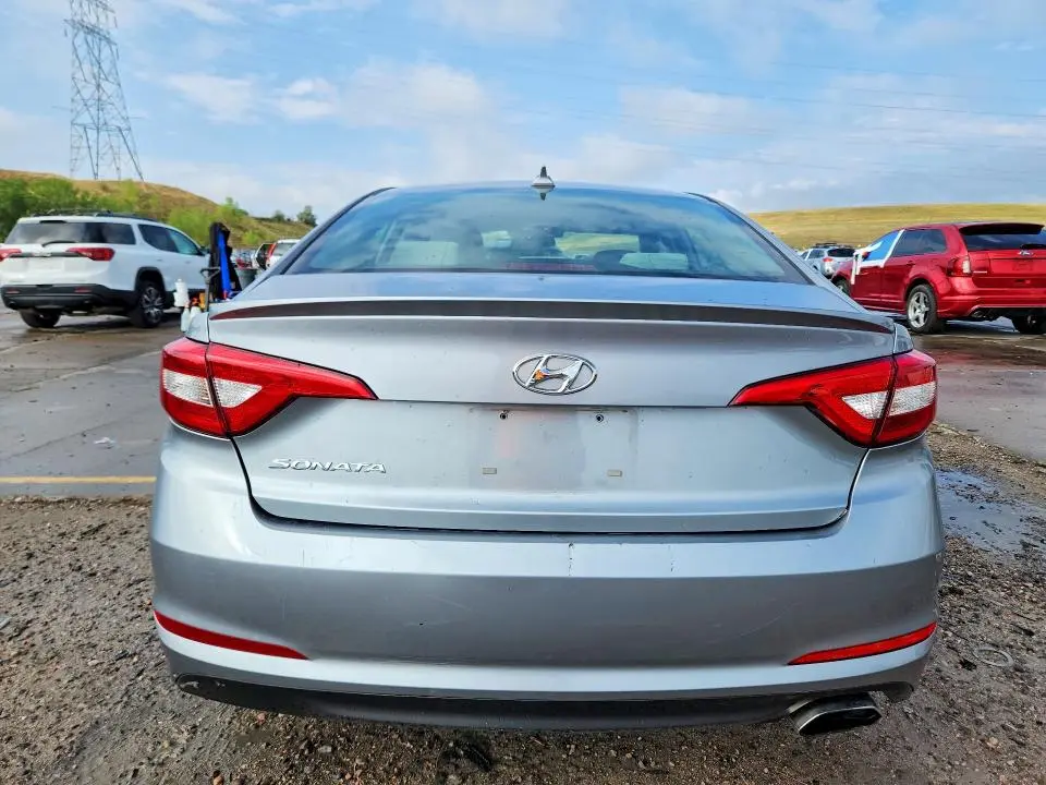 2017 HYUNDAI SONATA SE  