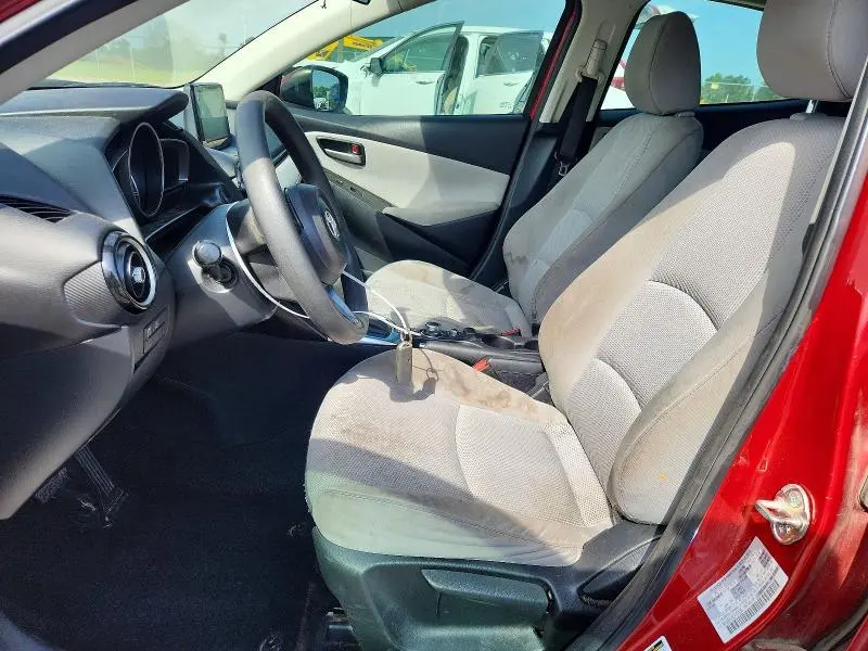 2020 TOYOTA YARIS LE  