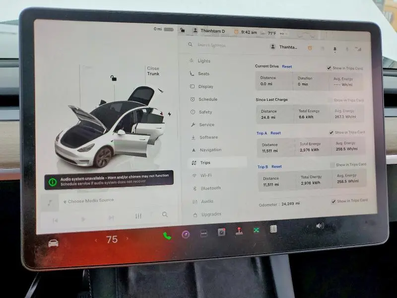 2024 TESLA MODEL Y   