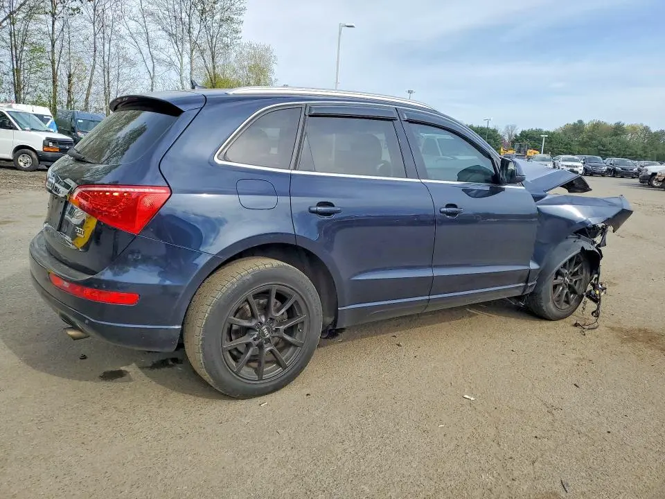 2011 AUDI Q5 PREMIUM PLUS  