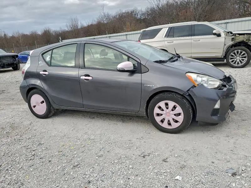 2014 TOYOTA PRIUS C   