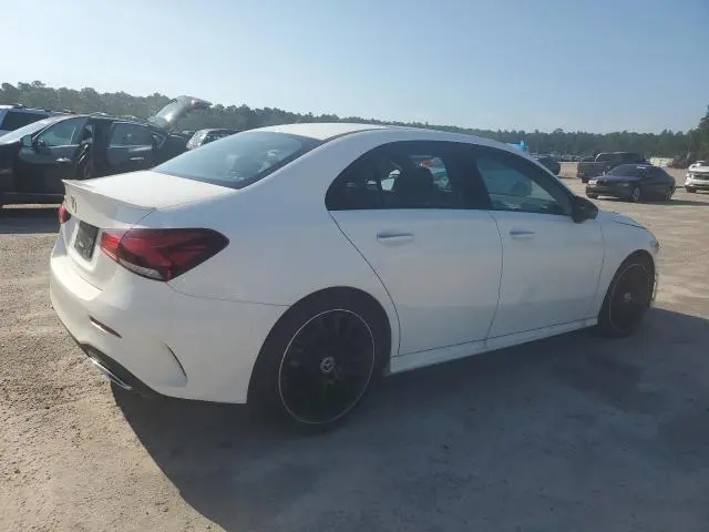 2021 MERCEDES-BENZ A 220  