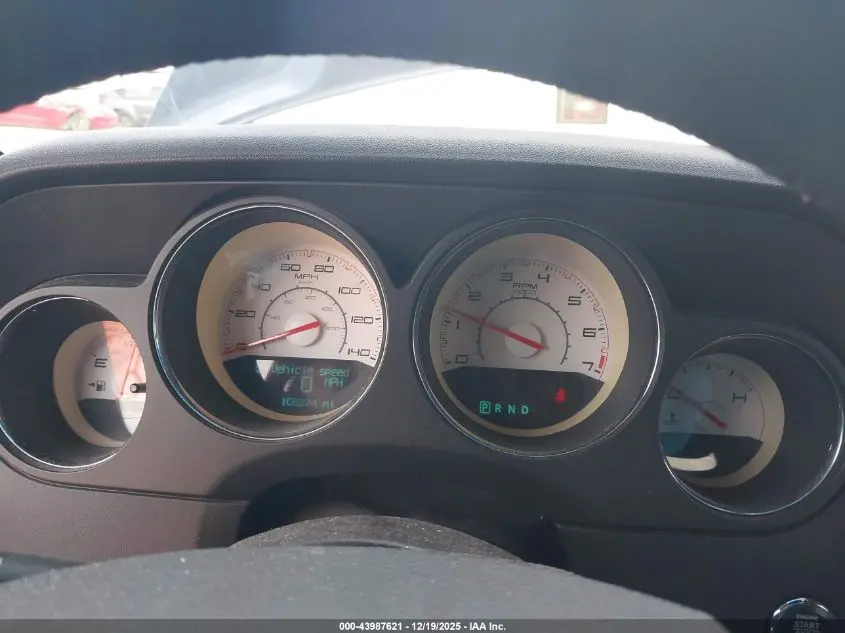 2014 DODGE CHALLENGER SXT