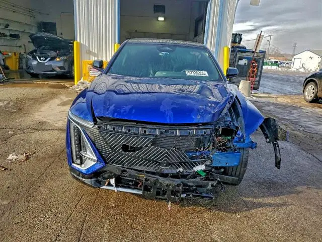 2024 CADILLAC LYRIQ LUXURY  