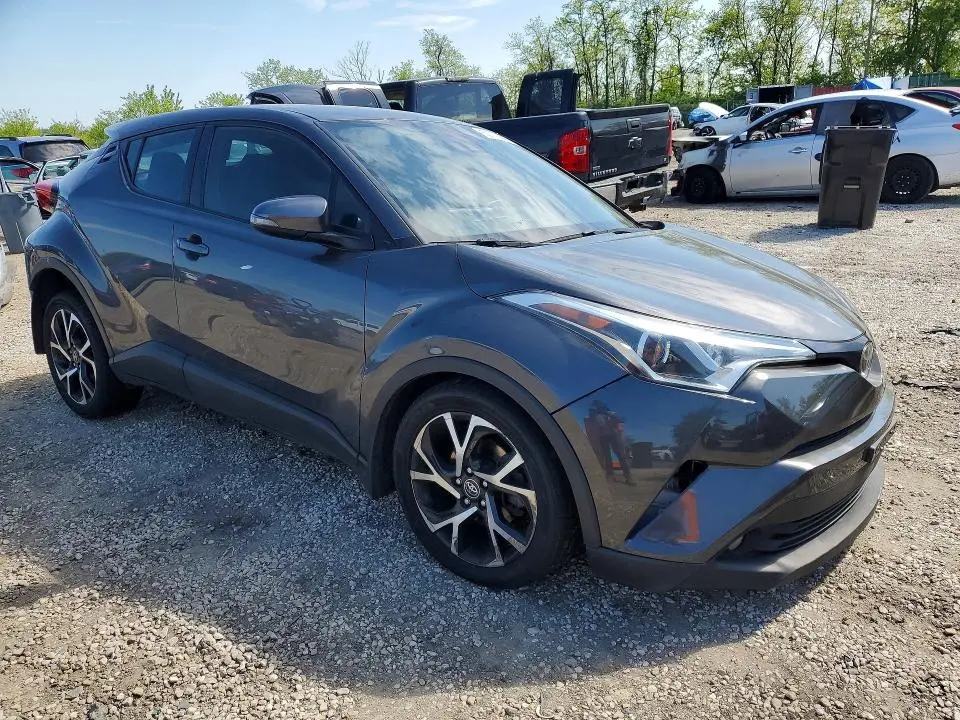 2018 TOYOTA C-HR XLE  