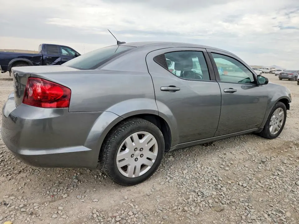 2012 DODGE AVENGER SE  