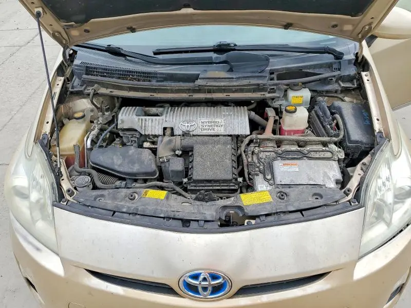 2011 TOYOTA PRIUS TWO  