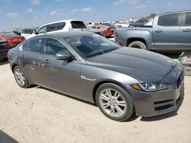 2017 JAGUAR XE PREMIUM  