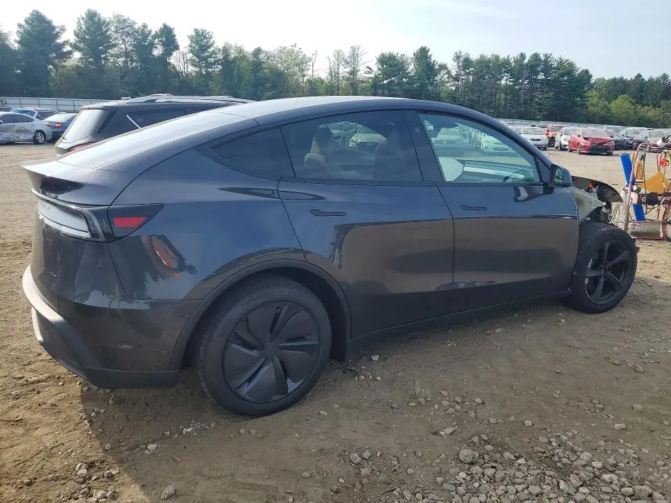 2026 TESLA MODEL Y   
