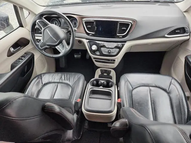 2017 CHRYSLER PACIFICA TOURING L  