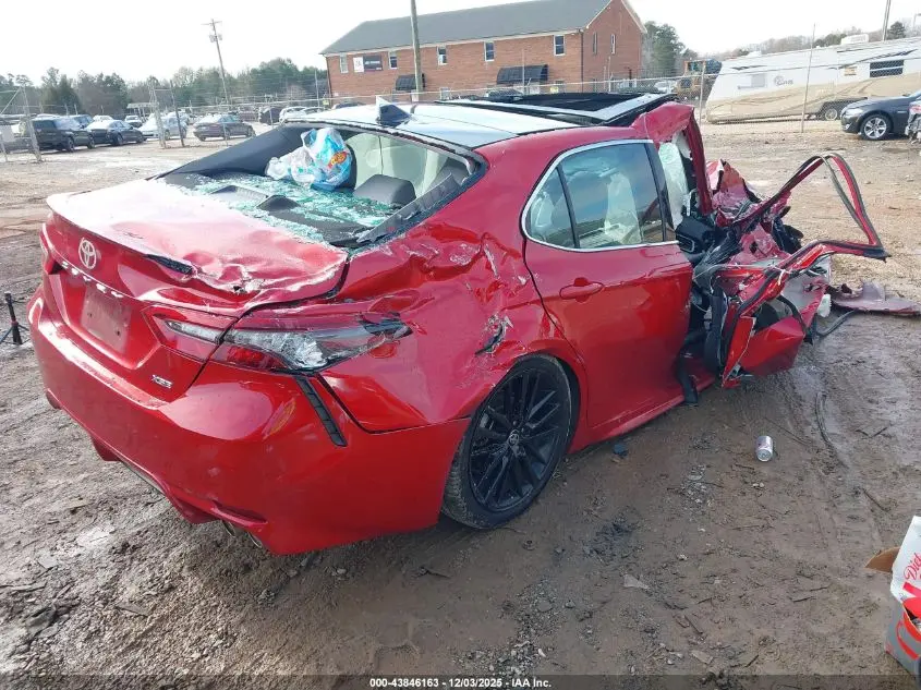 2021 TOYOTA CAMRY XSE