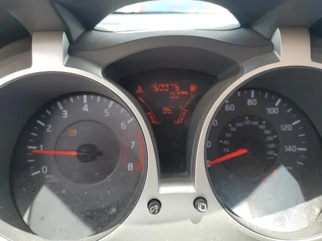 2013 NISSAN JUKE S  