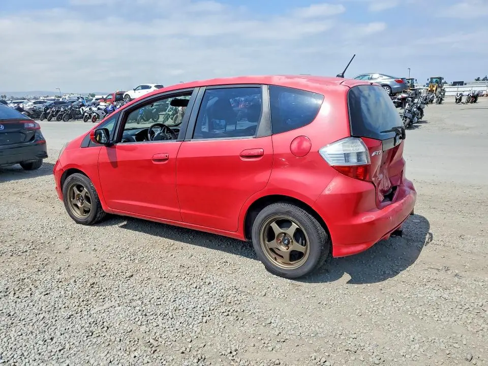 2013 HONDA FIT   