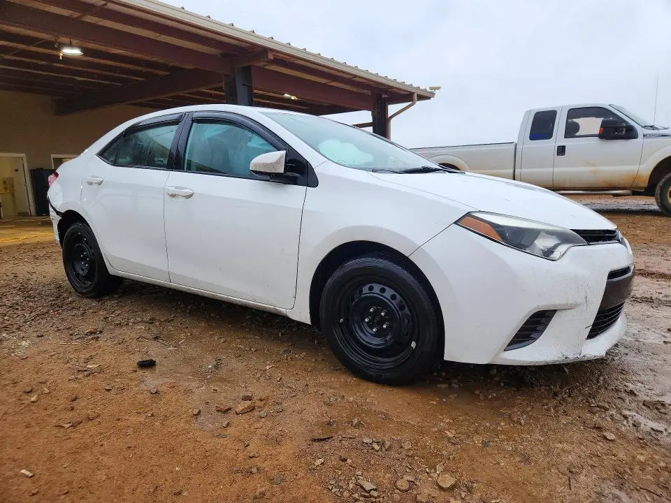 2015 TOYOTA COROLLA LE  