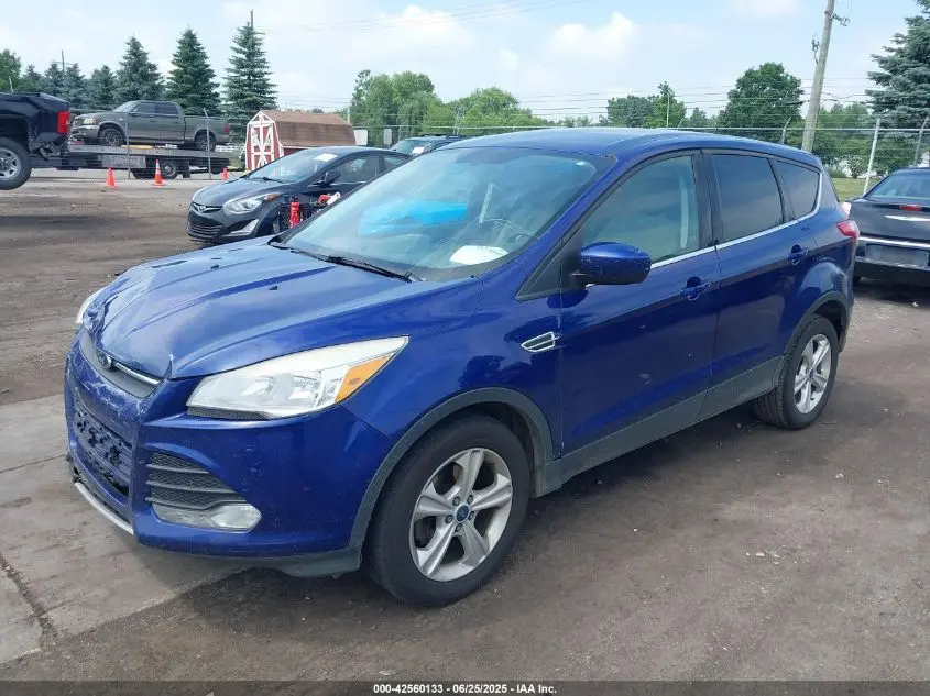 2015 FORD ESCAPE SE