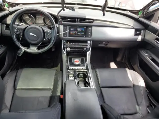 2016 JAGUAR XF PREMIUM  