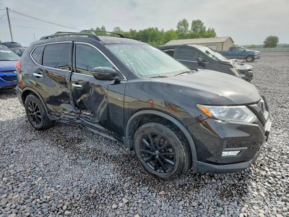 2018 NISSAN ROGUE SV  