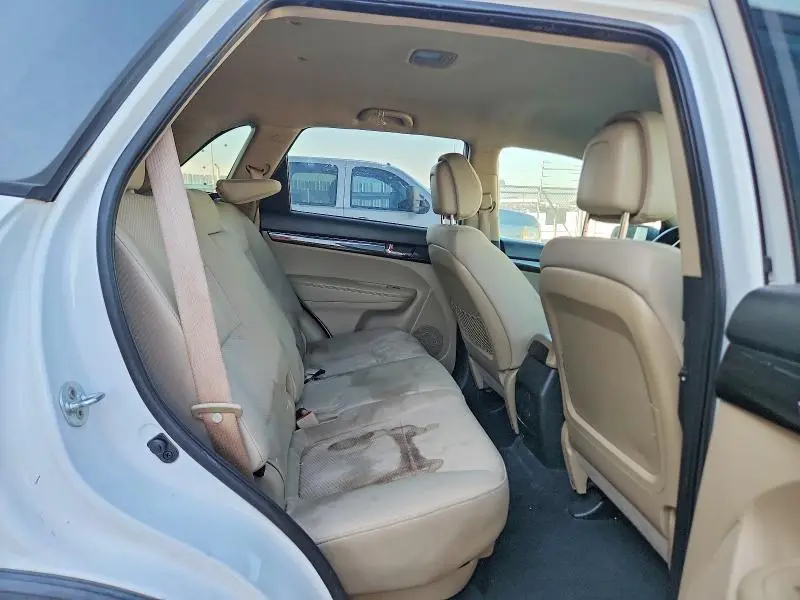 2011 KIA SORENTO   