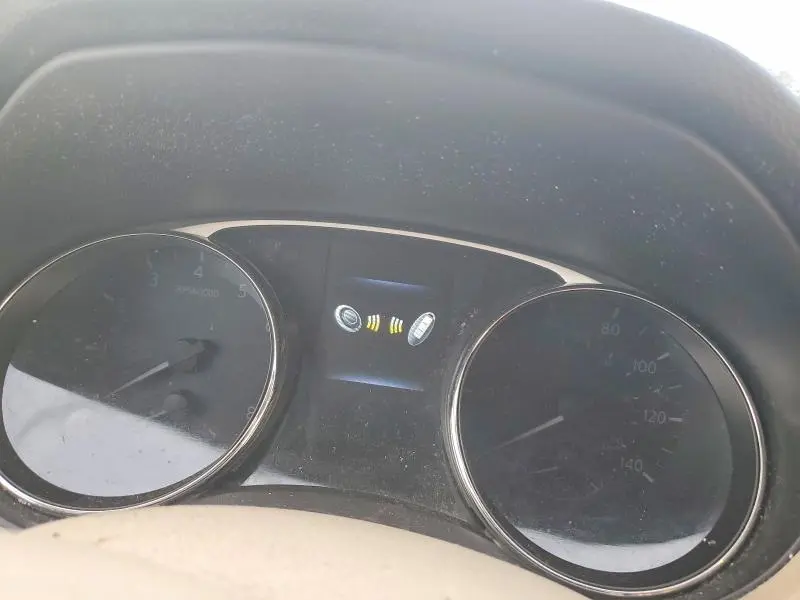 2014 NISSAN ROGUE   