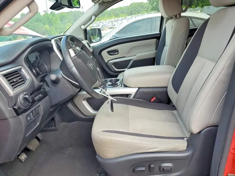 2021 NISSAN TITAN SV  