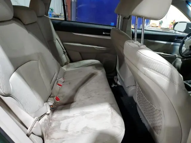 2010 SUBARU OUTBACK 2.5I PREMIUM  