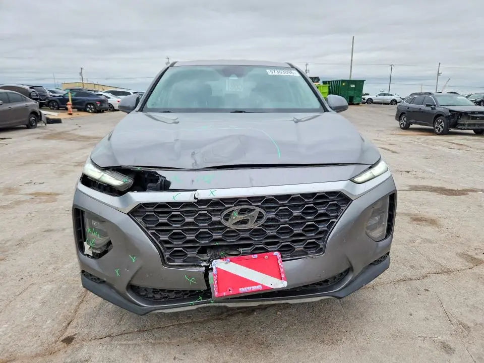 2020 HYUNDAI SANTA FE SE  