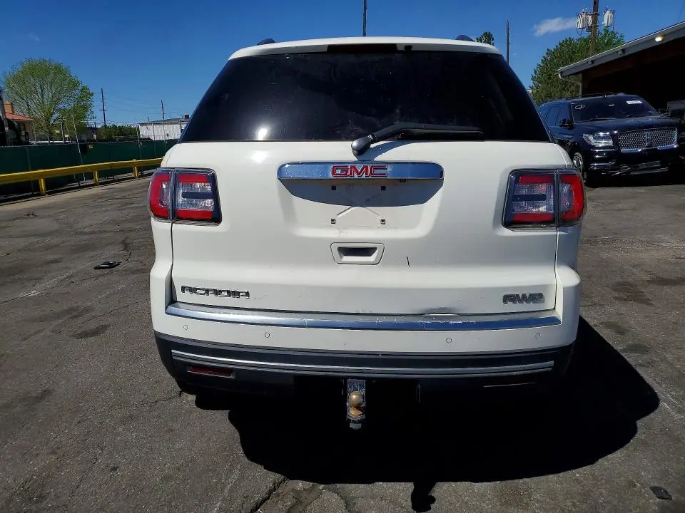 2015 GMC ACADIA SLT-1  