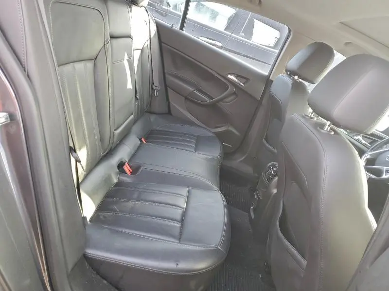 2011 BUICK REGAL CXL  