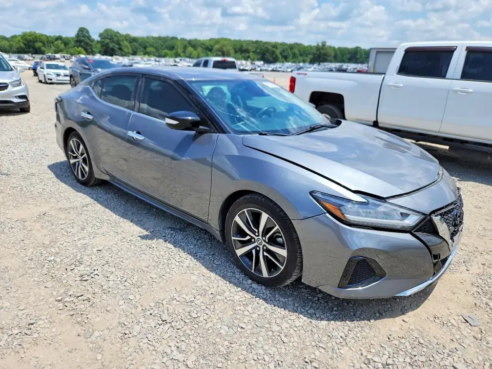 2020 NISSAN MAXIMA SV  