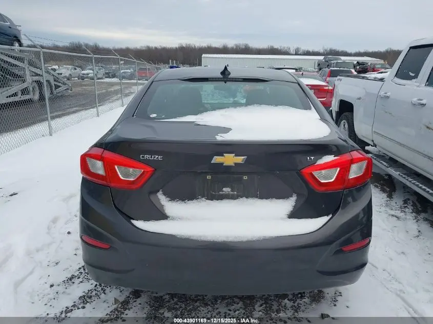 2017 CHEVROLET CRUZE LT AUTO