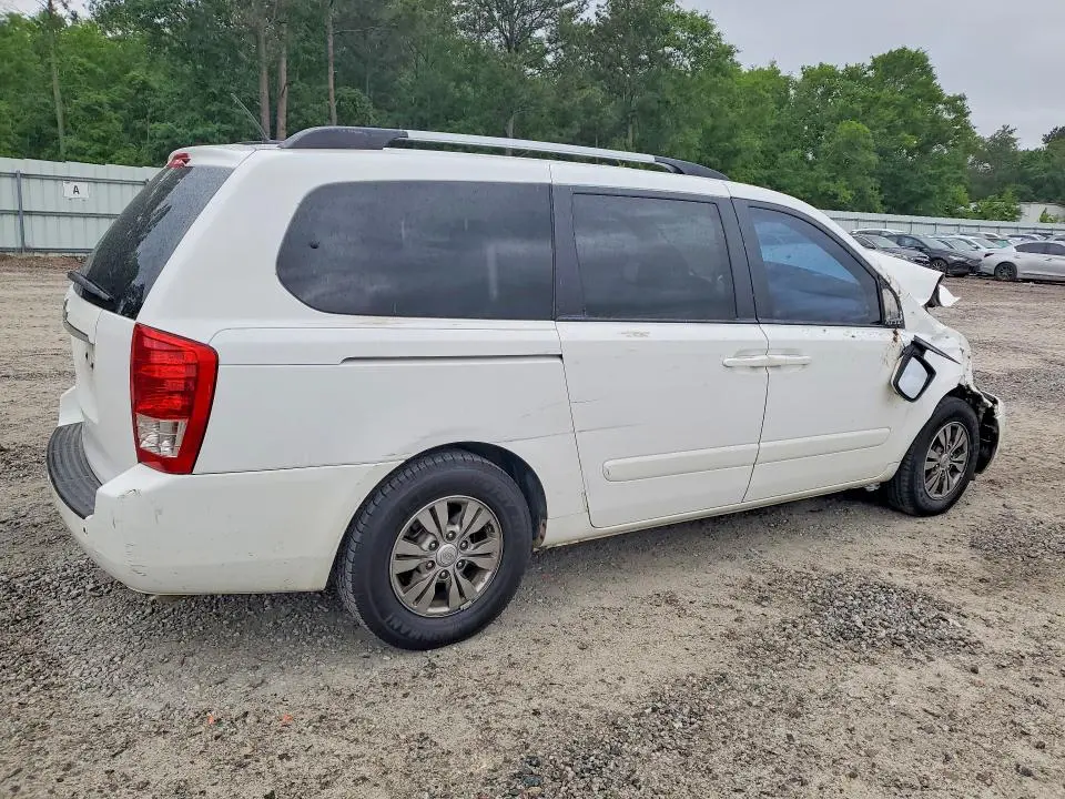 2012 KIA SEDONA LX  