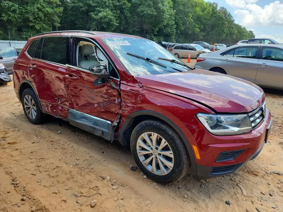 2018 VOLKSWAGEN TIGUAN SE  