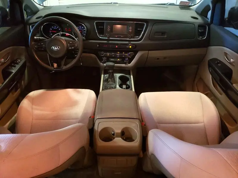 2018 KIA SEDONA L  