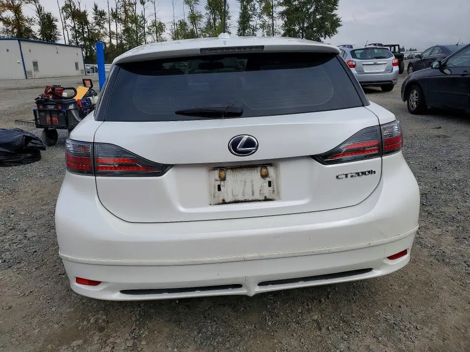 2011 LEXUS CT 200  