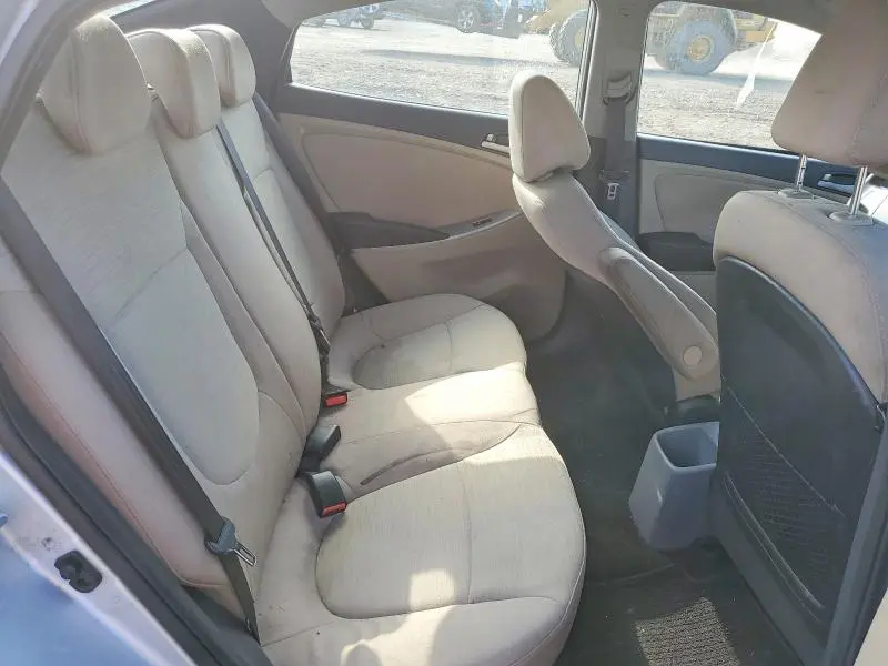 2015 HYUNDAI ACCENT GLS  