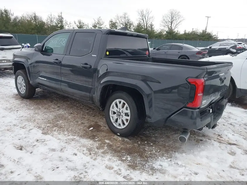 2025 TOYOTA TACOMA SR5