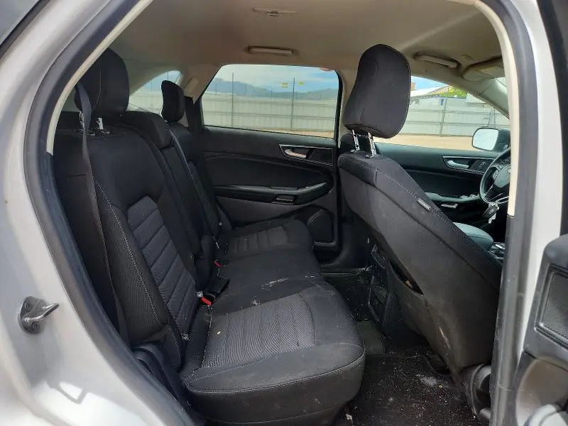 2020 FORD EDGE SE  