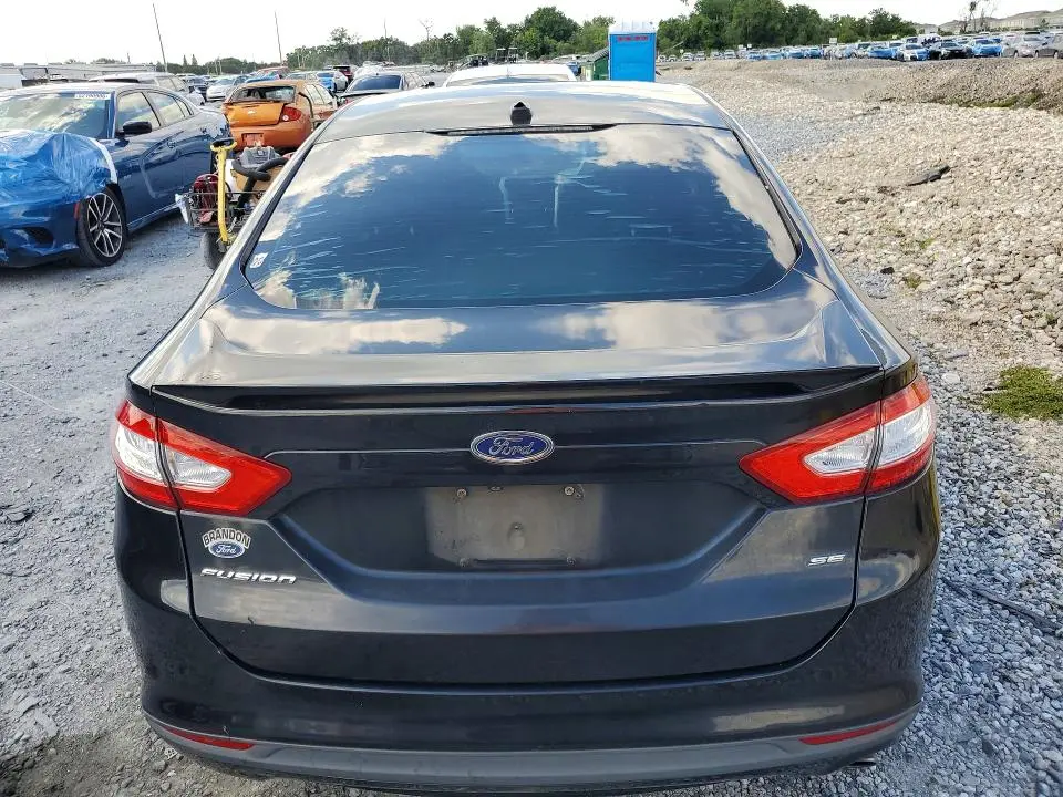 2015 FORD FUSION SE  