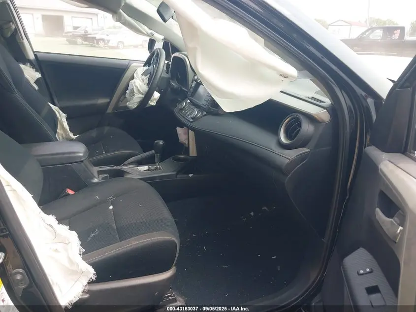 2015 TOYOTA RAV4 XLE