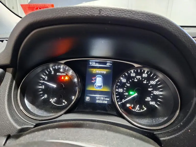2015 NISSAN ROGUE S  