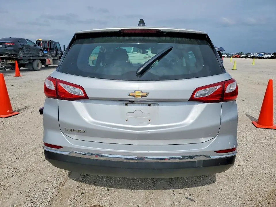 2018 CHEVROLET EQUINOX LS  