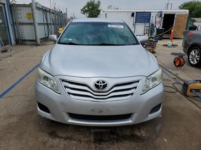 2010 TOYOTA CAMRY SE  