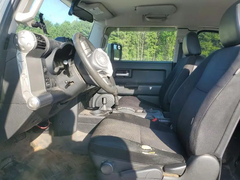 2012 TOYOTA FJ CRUISER BASE  