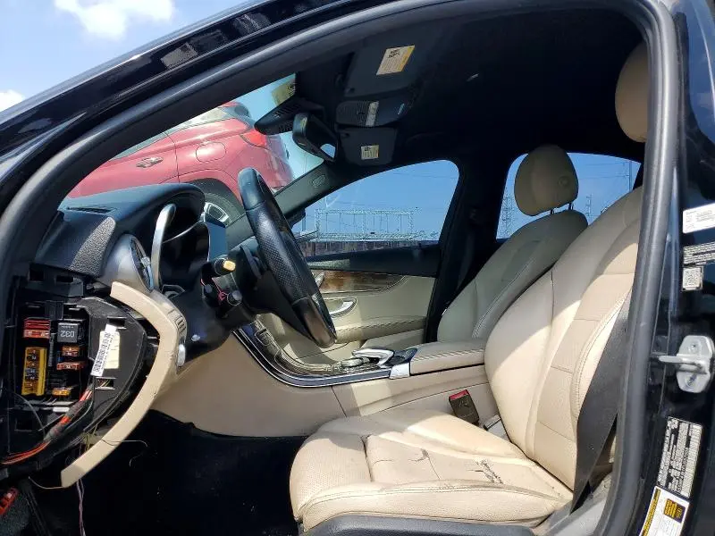 2015 MERCEDES-BENZ C 300  