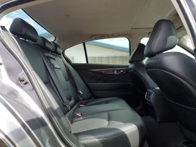 2018 INFINITI Q50 LUXE  