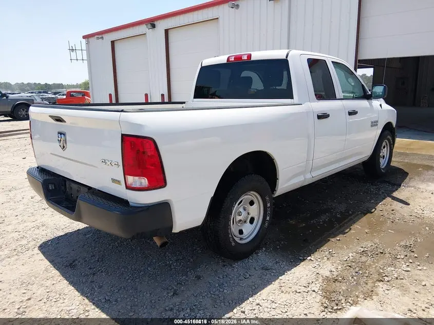 2017 RAM 1500 TRADESMAN  4X4 6'4 BOX