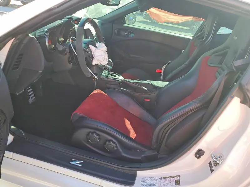 2017 NISSAN 370Z NISMO TECH  