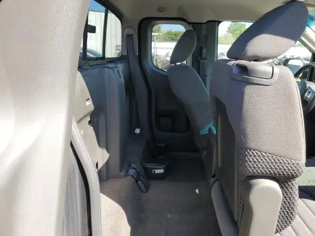 2010 NISSAN FRONTIER KING CAB SE  