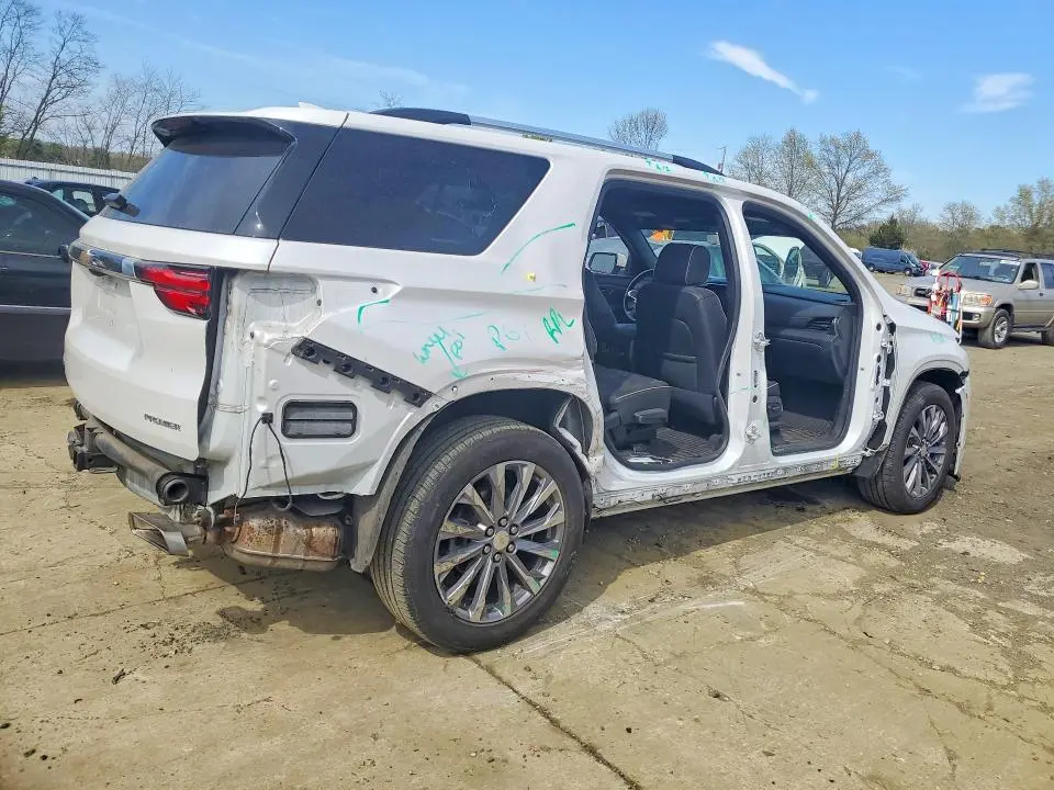 2022 CHEVROLET TRAVERSE PREMIER  