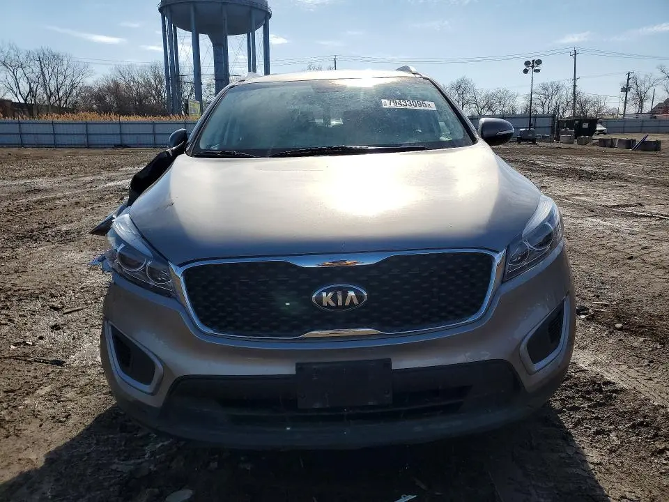 2018 KIA SORENTO LX  